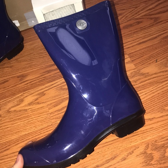Women’s rain boots - Picture 2 of 4
